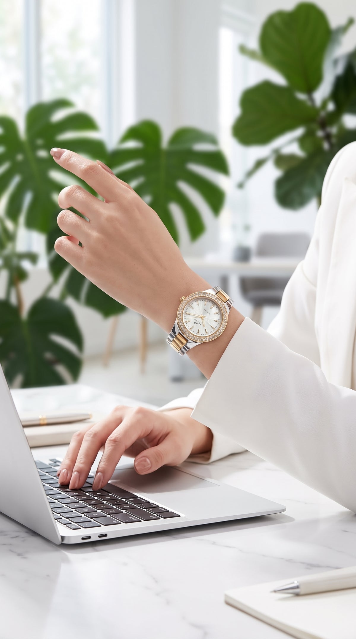 Crystal Diamond Luxury Watches For Women| Perfect for loved ones